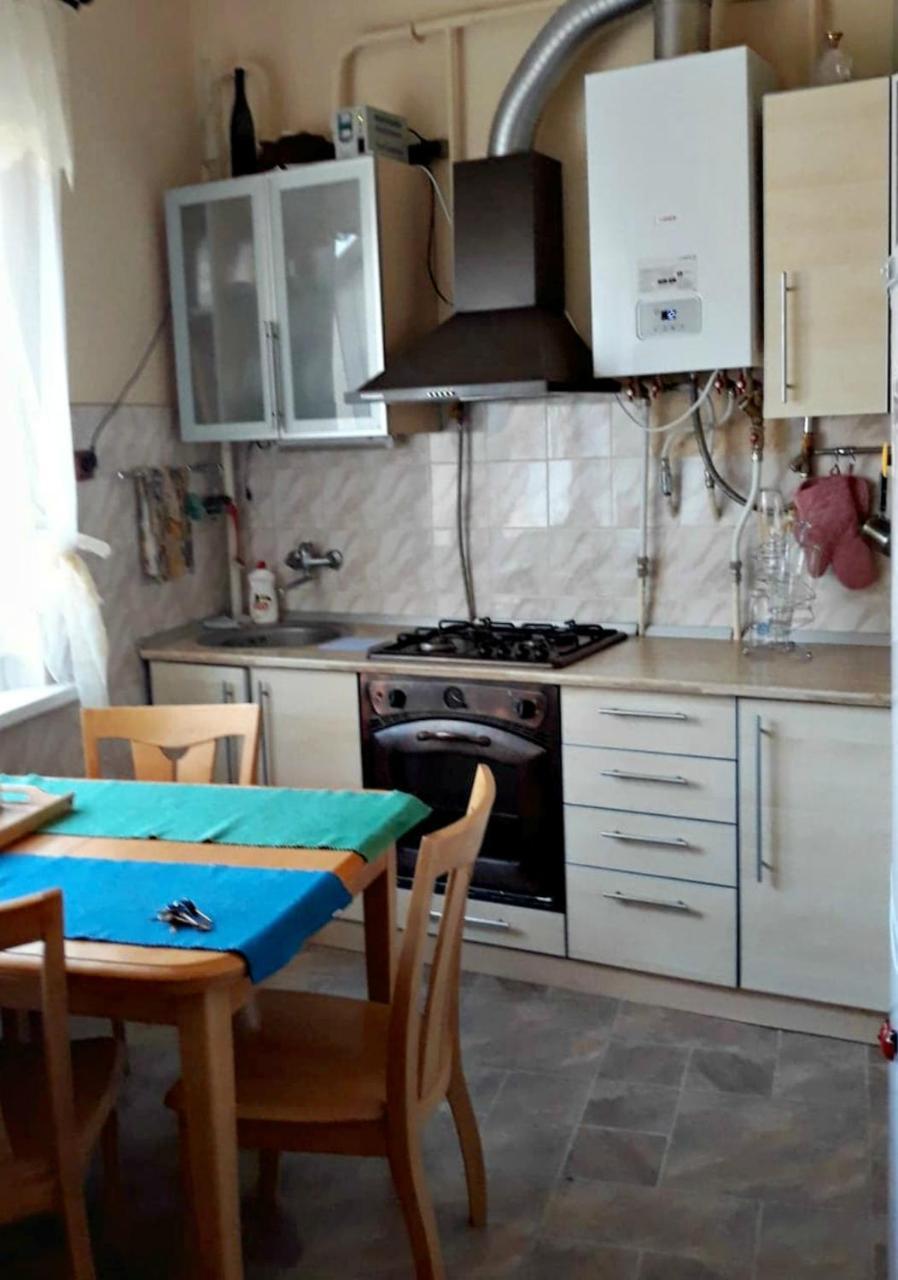 Apartment In The Historical City Center Czerniowce Zewnętrze zdjęcie